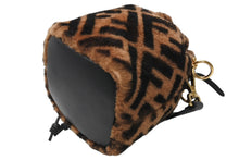Load image into Gallery viewer, FENDI フェンディ ズッカ モントレゾール 2WAY ショルダーバッグ ブラウン ブラック 8BS010A8HP ファー レザー ゴールド金具 美品 中古 4b011789