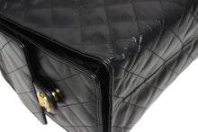 Load image into Gallery viewer, 新品未使用 CHANEL シャネル CHANEL 25 ミディアム ハンドバッグ AS5311 ランダム番台 ココマーク グレインド カーフスキン 中古 4b011647