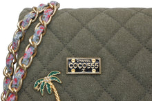 Load image into Gallery viewer, 極美品 CHANEL シャネル キューバコレクション マトラッセ チェーンショルダーバッグ 23番台 キャンバス カーキ ゴールド金具 中古 4b011809