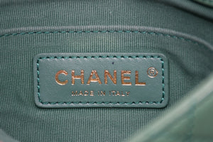 極美品 CHANEL シャネル ミニマトラッセ オーバル ロゴ チェイン ハンドルフラップバッグ ランダム番台 ラムスキン グリーン ゴールド金具 中古 4b011819