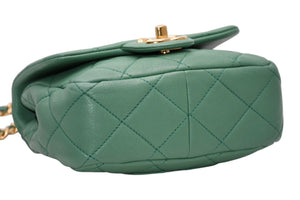 極美品 CHANEL シャネル ミニマトラッセ オーバル ロゴ チェイン ハンドルフラップバッグ ランダム番台 ラムスキン グリーン ゴールド金具 中古 4b011819