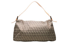 Load image into Gallery viewer, 極美品 FENDI フェンディ ズッキーノ マンマバゲット ショルダーバッグ ブラウン ベージュ 8BR030 コットン キャンバス レザー シルバー金具 中古 4b011852
