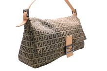 Load image into Gallery viewer, 極美品 FENDI フェンディ ズッキーノ マンマバゲット ショルダーバッグ ブラウン ベージュ 8BR030 コットン キャンバス レザー シルバー金具 中古 4b011852