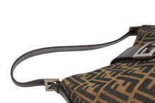 Load image into Gallery viewer, FENDI フェンディ ズッカ マンマバゲット ワンショルダーバッグ ブラウン コットンキャンバス レザー シルバー金具 美品 中古 4b011859