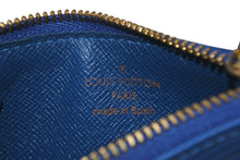 Load image into Gallery viewer, LOUIS VUITTON ルイ ヴィトン ポシェット クレ コインケース M63805 ブルー エピレザー ゴールド金具 美品 中古 4b011867