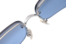 Load image into Gallery viewer, CHANEL シャネル リムレス サングラス 4104-B サイズ62□15 ココマーク ラインストーン ブルー シルバー 美品 中古 4b011894