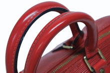 Load image into Gallery viewer, LOUIS VUITTON ルイヴィトン スピーディ25 ハンドバッグ エピレザー M43017 カスティリアンレッド 美品 中古 4b011870