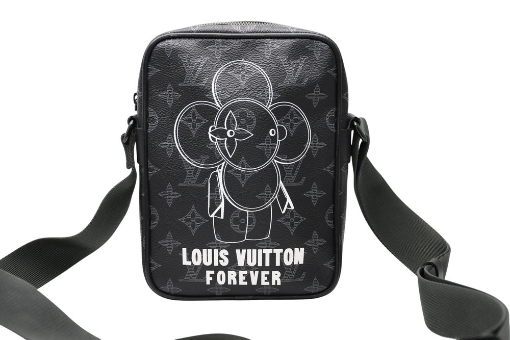 LOUIS VUITTON ルイヴィトン ダヌーブPM ヴィヴィエンヌ ショルダーバッグ M43677 モノグラ シャドウ レザー ブラック金具 美品 中古 4b011645