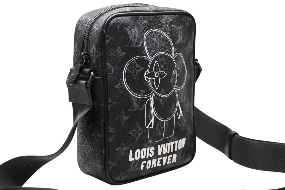 LOUIS VUITTON ルイヴィトン ダヌーブPM ヴィヴィエンヌ ショルダーバッグ M43677 モノグラ シャドウ レザー ブラック金具 美品 中古 4b011645