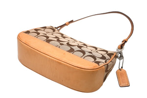 COACH コーチ 総柄 シグネチャー ワンショルダーバッグ 6094 ブラウン ベージュ キャンバス レザー シルバー金具 良品 中古 4b011841