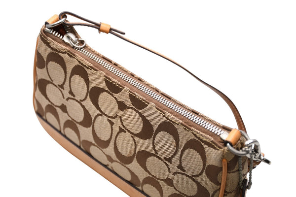 COACH コーチ 総柄 シグネチャー ワンショルダーバッグ 6094 ブラウン ベージュ キャンバス レザー シルバー金具 良品 中古 4b011841