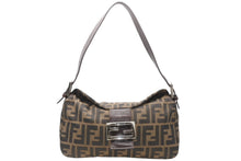 Load image into Gallery viewer, 極美品 FENDI フェンディ ズッカ マンマバゲット ショルダーバッグ 26725 ブラウン キャンバス レザー シルバー金具 中古 4b011904