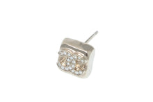 Load image into Gallery viewer, CHANEL シャネル ココマーク スクエア ピアス 重量約5.7g I24C刻印 GP メタル ラインストーン ゴールド クリア 両耳用 美品 中古 4b011947