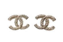 Load image into Gallery viewer, CHANEL シャネル ココマーク ピアス 重量約6.3g 10A刻印 ロープ GP メタル ゴールド 両耳用 美品 中古 4b011953