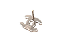 Load image into Gallery viewer, 極美品 CHANEL シャネル ココマーク ピアス 重量約2.1g 04A刻印 GP メタル ラインストーン ゴールド マルチカラー 両耳用 中古 4b011971