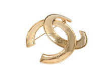 Load image into Gallery viewer, 極美品 CHANEL シャネル ココマーク ブローチ 重量約21.7g 94P刻印 GP メタル ゴールド ヴィンテージ 中古 4b011974