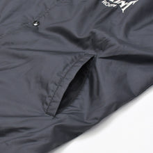 Load image into Gallery viewer, Saint Michael × Shermer Academy セントマイケル × シャーマーアカデミー SM-A22-0000-062 Coach Jacket Saint Room サイズL カラーブラック 美品 中古 4b011999