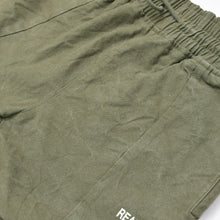 Load image into Gallery viewer, READYMADE レディメイド Track Pants トラックパンツ RE-CO-KH-00-00-228 カラーカーキ サイズ2 美品 中古 4b012010