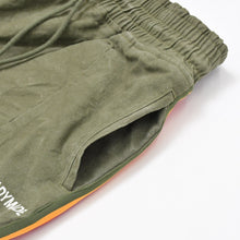 Load image into Gallery viewer, READYMADE レディメイド Track Pants トラックパンツ RE-CO-KH-00-00-228 カラーカーキ サイズ2 美品 中古 4b012010