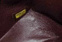 Load image into Gallery viewer, 極美品 CHANEL シャネル マトラッセ 25cm Wフラップ チェーンショルダーバッグ 15番台 ラムスキン ブラック ゴールド金具 中古 4b012063