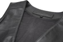 Load image into Gallery viewer, 極美品 CHROME HEARTS クロムハーツ ラージクロス レザーベスト サイズXL クロスボールボタン ブラック 中古 4b012072