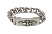 Load image into Gallery viewer, 極美品 CHROME HEARTS クロムハーツ ID FLORAL CRS フローラルクロス IDブレスレット 重量約110.5g クラシックチェーン 11リンク 中古 4b012076