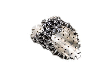 Load image into Gallery viewer, 極美品 CHROME HEARTS クロムハーツ チェーン メイルリング 指輪 サイズ12号 重量約39.3g シルバー925 中古 4b012092