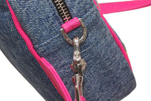 Load image into Gallery viewer, 極美品 CHROME HEARTS クロムハーツ TAKA MINI タカミニ セメタリークロス ショルダーバッグ マルチカラー 中古 4b012093