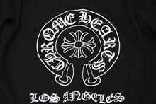 画像をギャラリービューアに読み込む, 極美品 CHROME HEARTS クロムハーツ ジップアップフーディー パーカー サイズL ホースシュープリント ロサンゼルス限定 ブラック 中古 4b012111