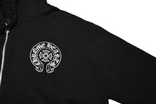 画像をギャラリービューアに読み込む, 極美品 CHROME HEARTS クロムハーツ ジップアップフーディー パーカー サイズL ホースシュープリント ロサンゼルス限定 ブラック 中古 4b012111