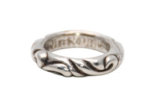 Load image into Gallery viewer, 極美品 CHROME HEARTS クロムハーツ スクロールバンドリング 重量約4.8g サイズ4号 1994/.925刻印 シルバー925 中古 4b012113