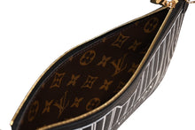 Load image into Gallery viewer, 新品同様品 LOUIS VUITTON ルイ ヴィトン ネヴァーフル インサイドアウトMM リバーシブル トートバッグ M11946 ブラック ブラウン カーフスキン ゴールド金具 中古 4b012122