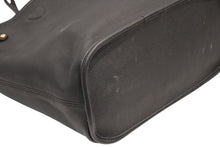 Load image into Gallery viewer, 新品同様品 LOUIS VUITTON ルイ ヴィトン ネヴァーフル インサイドアウトMM リバーシブル トートバッグ M11946 ブラック ブラウン カーフスキン ゴールド金具 中古 4b012122