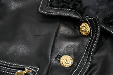 画像をギャラリービューアに読み込む, VERSACE ヴェルサーチ ヴィンテージ ムートン レザー ベスト ブラック 美品 中古 4b012160