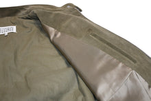 Load image into Gallery viewer, 極美品 Maison Margiela メゾン マルジェラ 5-ZIP LEATHER JACKET レザージャケット S50AM0413 サイズ54 カーキ ヌバック 八の字 中古 4b012167