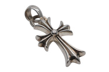 Load image into Gallery viewer, 極美品 CHROME HEARTS クロムハーツ CH CRS SML W/BALE スモールCHクロス Wベイルペンダントトップ チャーム 重量約24.0g 中古 4b012189