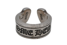 Load image into Gallery viewer, CHROME HEARTS クロムハーツ ラージスクロールラベル リング シルバー シルバー925 ロゴ アクセサリー 16号 16.7g 美品 中古 4b012182