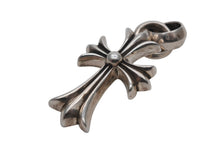 Load image into Gallery viewer, CHROME HEARTS クロムハーツ スモール CHクロス ウィズベイル ペンダントトップ 1991 23.6g シルバー925 美品 中古 4b012177