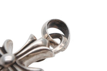 Load image into Gallery viewer, CHROME HEARTS クロムハーツ スモール CHクロス ウィズベイル ペンダントトップ 1991 23.6g シルバー925 美品 中古 4b012177