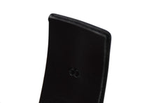 Load image into Gallery viewer, 極美品 CHROME HEARTS クロムハーツ ゼロダブルピラミッド レザーブレスレット 重量約155.2g サイズ8 30ピース シルバー925 中古 4b012198
