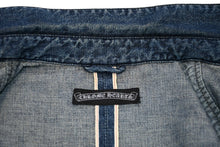 Load image into Gallery viewer, CHROME HEARTS クロムハーツ デニムウエスタンシャツ 長袖シャツ サイズSM CHクロスパッチ 2パッチ クロスボールボタン 良品 中古 4b012205