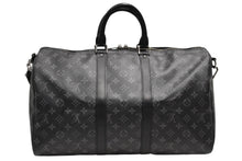 Load image into Gallery viewer, 極美品 LOUIS VUITTON ルイヴィトン キーポル バンドリエール45 ボストンバッグ M40569 モノグラム エクリプス ブラック 中古 4b012215