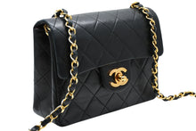 Load image into Gallery viewer, CHANEL シャネル ミニマトラッセ Sフラップ Sチェーンショルダーバッグ 1番台 ココマーク ラムスキン ブラック ゴールド金具 美品 中古 4b012228