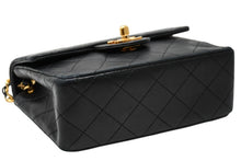Load image into Gallery viewer, CHANEL シャネル ミニマトラッセ Sフラップ Sチェーンショルダーバッグ 1番台 ココマーク ラムスキン ブラック ゴールド金具 美品 中古 4b012228