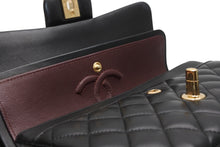 Load image into Gallery viewer, 新品同様 CHANEL シャネル マトラッセ23 Wフラップ Wチェーンショルダーバッグ ランダム番台 ココマーク ラムスキン ブラック 中古 4b012229