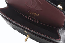Load image into Gallery viewer, 新品同様 CHANEL シャネル マトラッセ23 Wフラップ Wチェーンショルダーバッグ ランダム番台 ココマーク ラムスキン ブラック 中古 4b012229