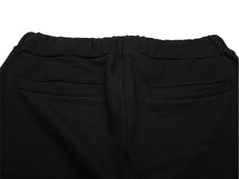 Load image into Gallery viewer, 極美品 CHROME HEARTS クロムハーツ スウェットパンツ サイズL セメタリークロス オールドイングリッシュロゴ ブラック カモフラ柄 中古 4b012241