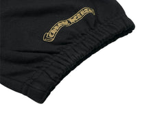 Load image into Gallery viewer, 極美品 CHROME HEARTS クロムハーツ スウェットパンツ サイズL セメタリークロス オールドイングリッシュロゴ ブラック カモフラ柄 中古 4b012241