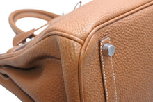 Load image into Gallery viewer, 極美品 HERMES エルメス バーキン30 ハンドバッグ トゴ ゴールド シルバー金具 ☐K刻印 中古 4b012252