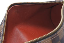Load image into Gallery viewer, LOUIS VUITTON ルイヴィトン ダミエ エベヌ パピヨンPM ハンドバッグ N51304 筒型 ドラム型 ブラウン ゴールド金具 美品 中古 4b009213